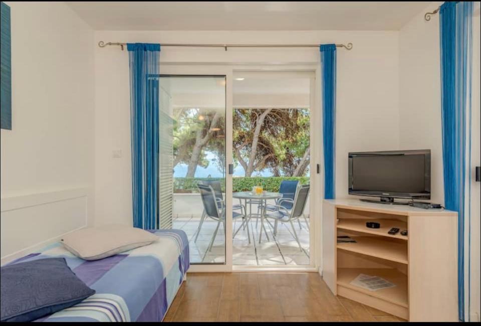 Apartment Promenade Zlatni Rat Bol Exterior photo